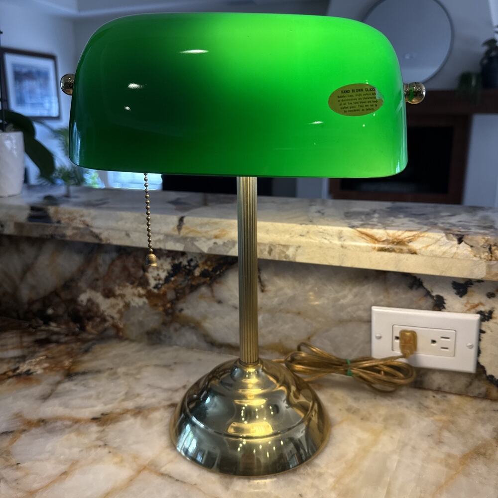 VINTAGE 70'S BANKERS DESK LAMP BRASS GREEN GLASS SHADE UNDERWRITERS LABORATORIES